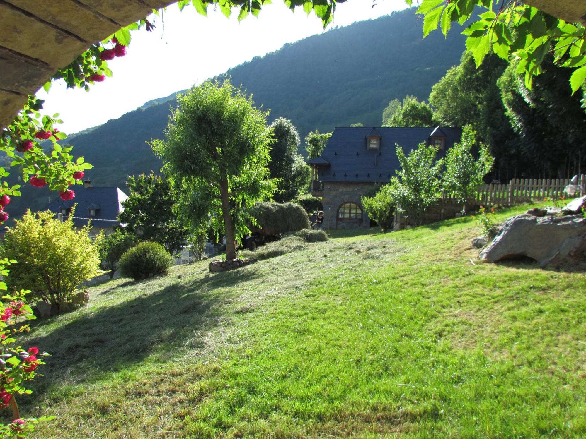 Casa Rural Fontamil Gistaín Exterior photo